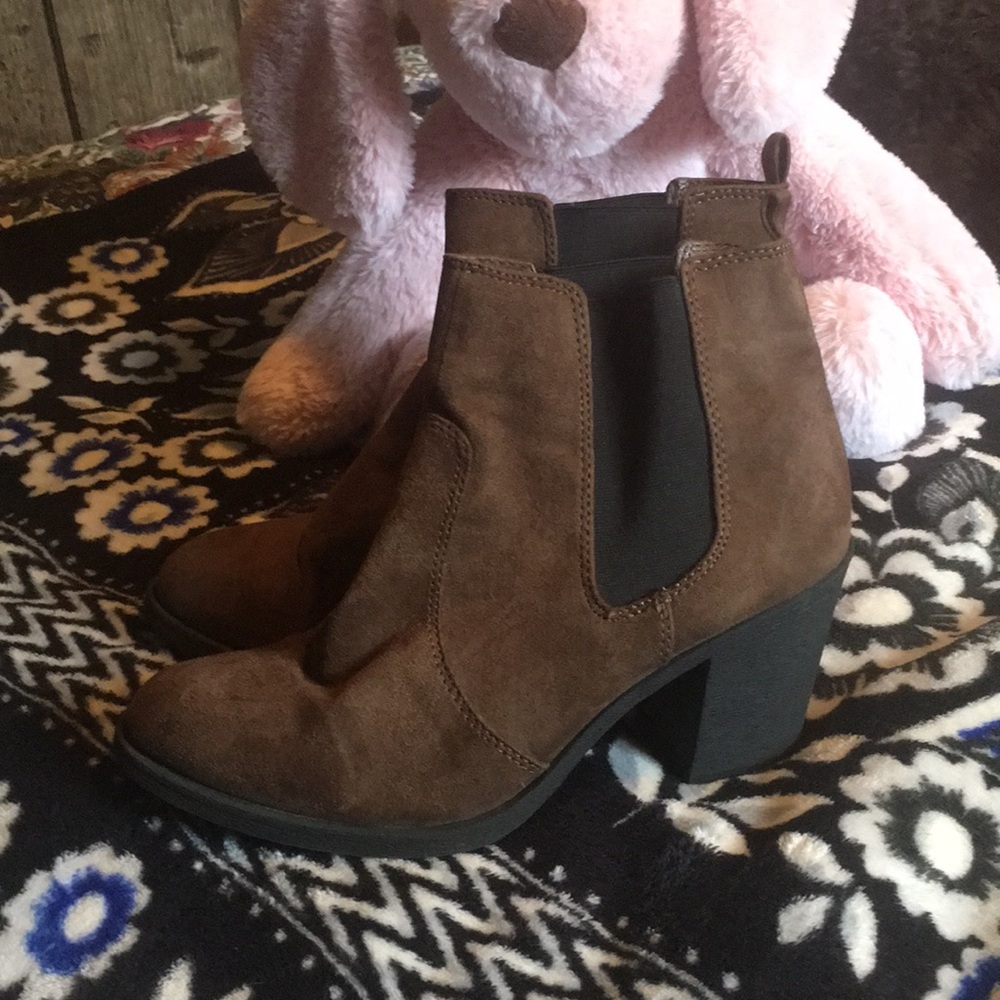 Ankle boots